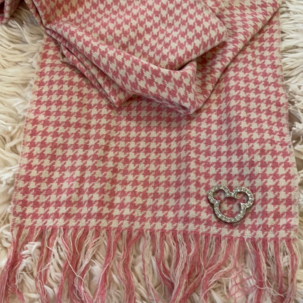Disney Mickey Mouse pink fashion scarf